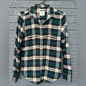 American Eagle Outfitters Checkered Shirt - dark, green, black and cream.